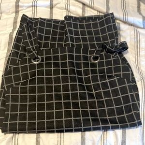 Jumper black and white